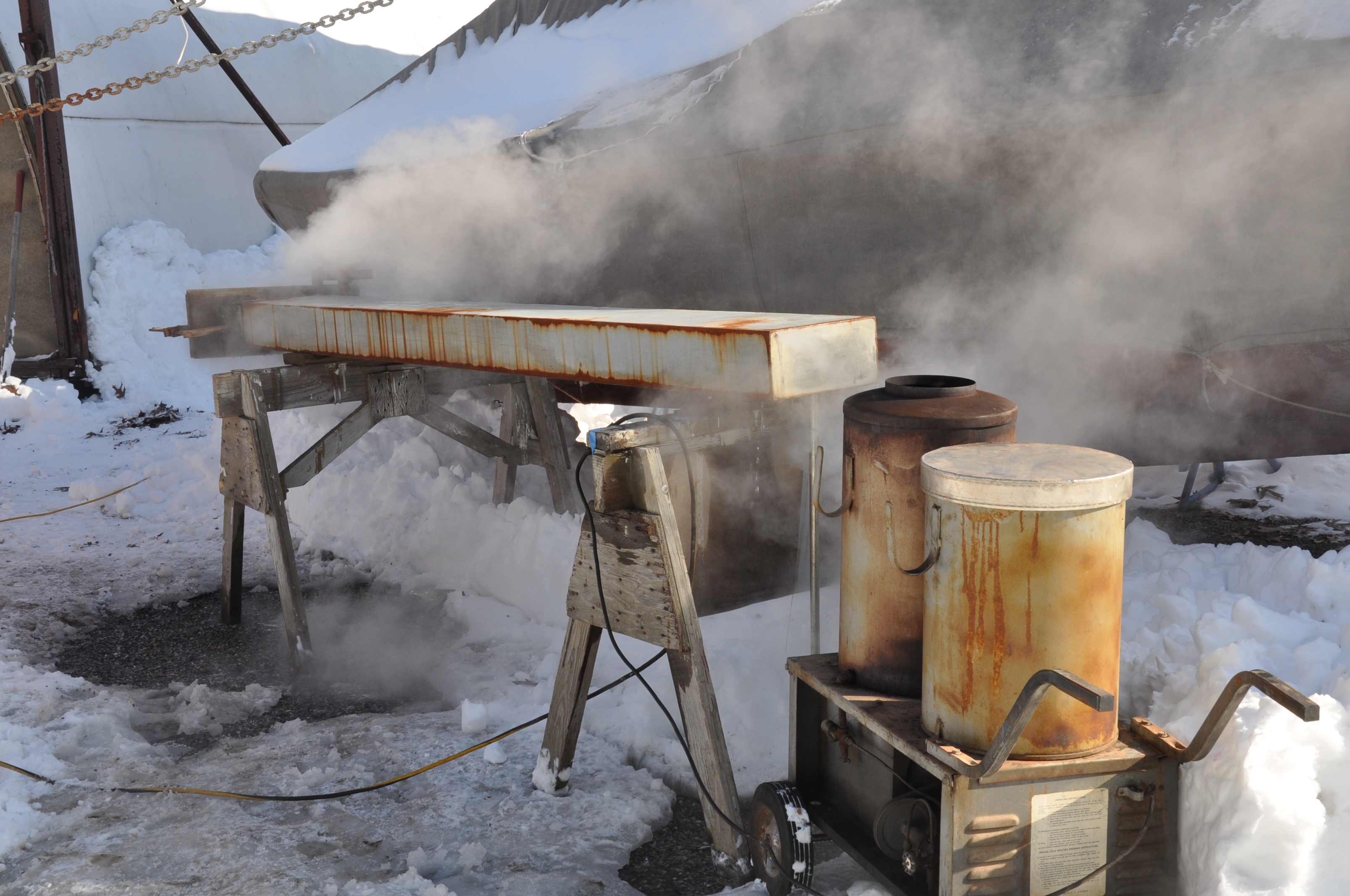 Steaming box